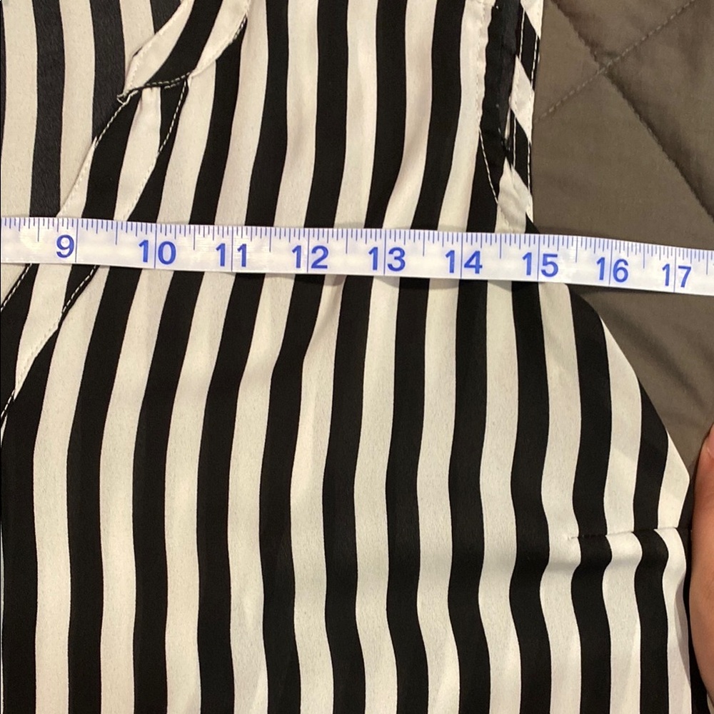 Torrid Black and White Striped Sleeveless Blouse - Picture 6 of 7